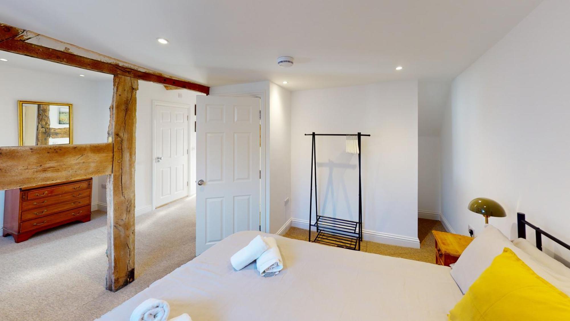 Ludlow Town Centre Apartments Екстер'єр фото